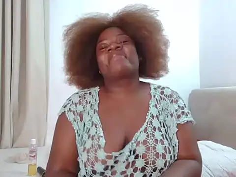 Deliciousgal online show from April 29, 2026, 3:32 am