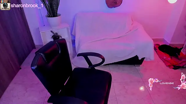 Snapshot of sharon_1 chatting on November 14, 2025, 1:09 am sharon 1 online show from November 14, 2025, 1:09 am