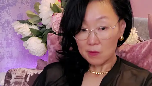 Snapshot of Asian_legs chatting on February 21, 2026, 9:55 am Asian legs online show from February 21, 2026, 9:55 am