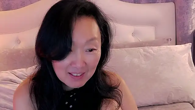 Asian legs online show from July 17, 2026, 10:23 am