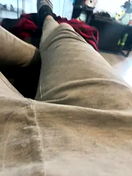 geilmeisje98 online show from October 12, 2025, 7:54 am