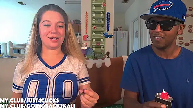 Snapshot of boomboomr00m chatting on November 16, 2025, 6:01 pm boomboomr00m online show from November 16, 2025, 6:01 pm