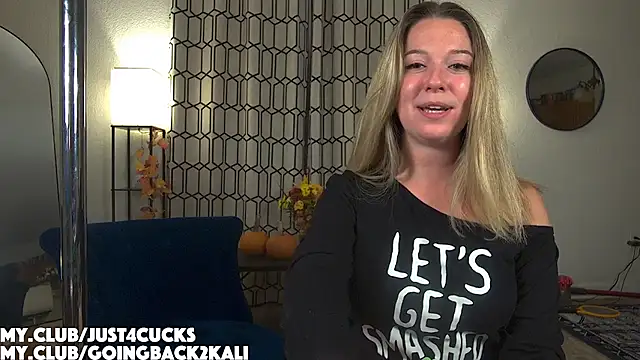 Snapshot of boomboomr00m chatting on October 26, 2025, 2:12 am boomboomr00m online show from October 26, 2025, 2:12 am