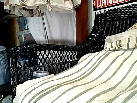 Snapshot of HungHawaiian808@xh chatting on March 27, 2026, 2:09 am HungHawaiian808xh online show from March 27, 2026, 2:09 am