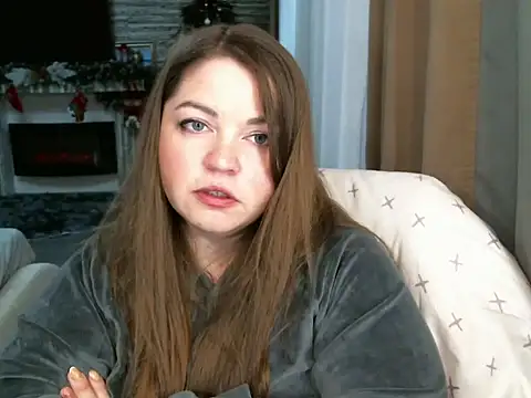 cute  cherry online show from February 25, 2025, 3:20 pm