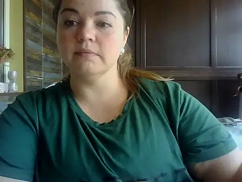 Snapshot of cute__cherry chatting on July 15, 2026, 10:00 am cute cherry online show from July 15, 2026, 10:00 am