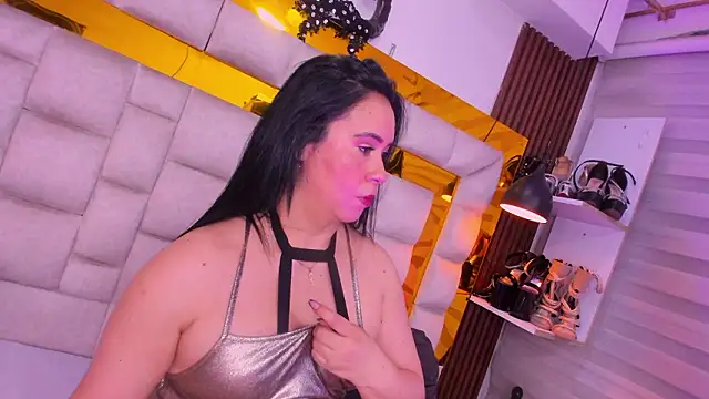 Snapshot of bigass_monic chatting on March 15, 2026, 3:02 am bigass monic online show from March 15, 2026, 3:02 am