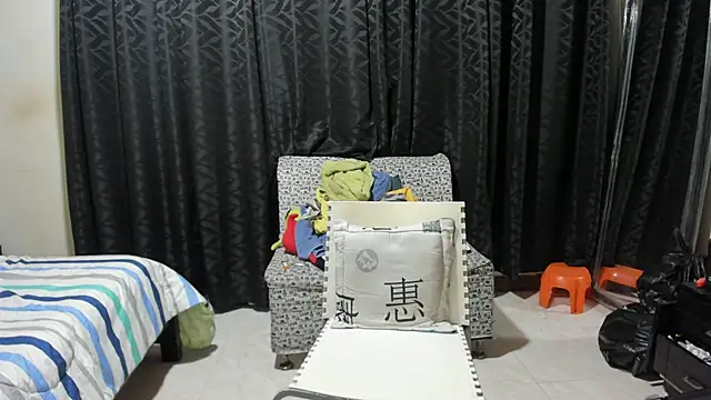 Snapshot of youth_lust69 chatting on August 4, 2026, 2:49 am youth lust69 online show from August 4, 2026, 2:49 am