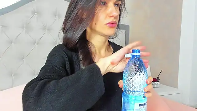 Snapshot of JennaMyers chatting on November 17, 2025, 8:13 pm JennaMyers online show from November 17, 2025, 8:13 pm