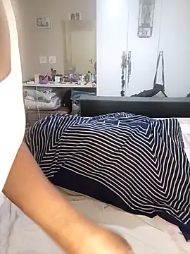 Snapshot of Hotgrannyx chatting on October 28, 2025, 4:46 am Hotgrannyx online show from October 28, 2025, 4:46 am