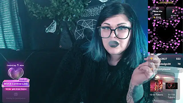 Snapshot of Psychobitch7 chatting on March 5, 2026, 11:07 am Psychobitch7 online show from March 5, 2026, 11:07 am