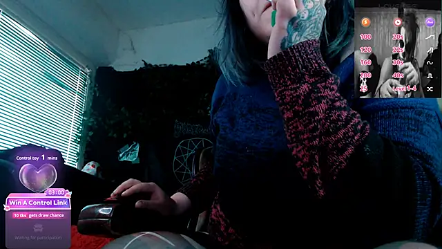 Psychobitch7 online show from May 1, 2026, 9:25 am