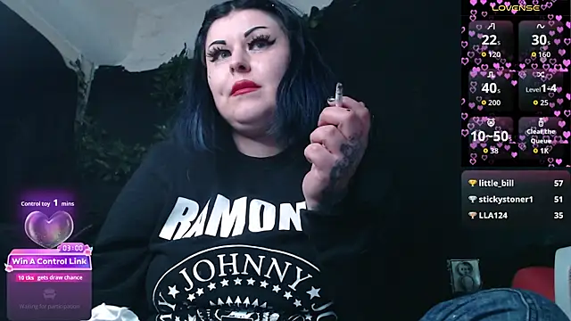 Snapshot of Psychobitch7 chatting on March 11, 2026, 9:31 pm Psychobitch7 online show from March 11, 2026, 9:31 pm