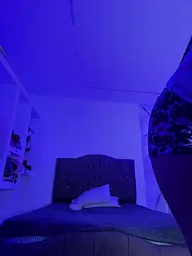 alysson 18 online show from August 7, 2026, 9:59 am