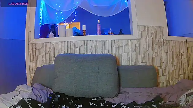 Snapshot of Mila_Ferrara chatting on January 10, 2025, 7:57 am Mila Ferrara online show from January 10, 2025, 7:57 am