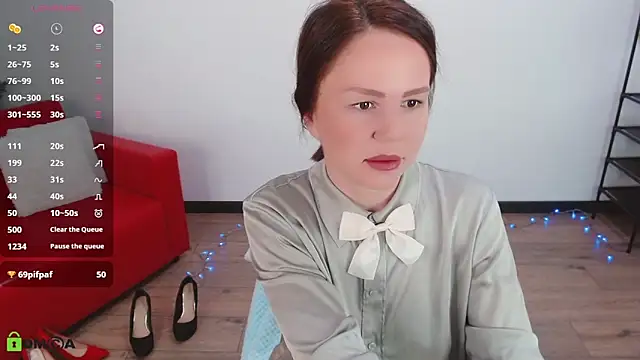 VickyGolden online show from April 27, 2026, 6:11 am