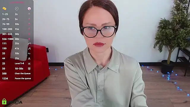 Snapshot of VickyGolden chatting on May 25, 2026, 5:18 am VickyGolden online show from May 25, 2026, 5:18 am