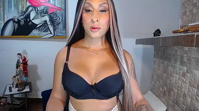 RinnaMoys online show from October 25, 2025, 11:16 pm