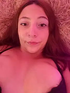 VickyHoult online show from January 25, 2025, 8:00 pm