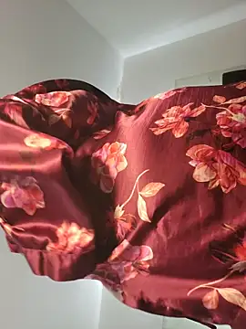 VickyHoult online show from December 22, 2025, 7:36 pm