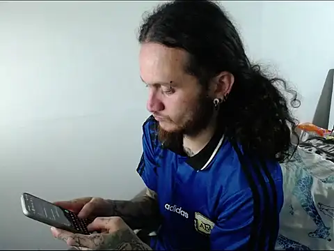 raggaman  online show from April 3, 2026, 2:40 am