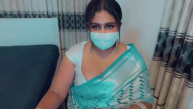 Snapshot of SonY_CaM chatting on October 28, 2025, 5:12 pm SonY CaM online show from October 28, 2025, 5:12 pm