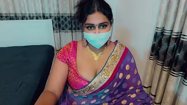 Snapshot of SonY_CaM chatting on December 3, 2025, 5:23 pm SonY CaM online show from December 3, 2025, 5:23 pm