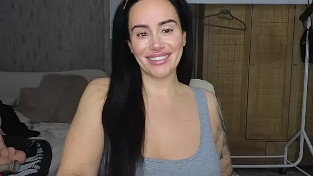 Snapshot of LibbyLoveHeartx chatting on November 23, 2025, 7:40 am LibbyLoveHeartx online show from November 23, 2025, 7:40 am