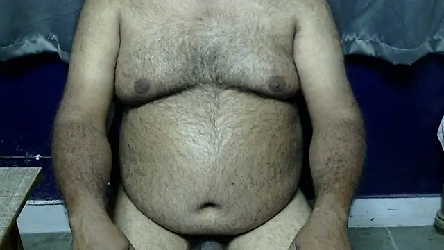 hairysubcub 70 online show from March 28, 2026, 8:43 pm