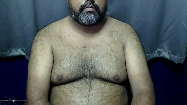 Snapshot of hairysubcub_70 chatting on June 7, 2026, 7:35 am hairysubcub 70 online show from June 7, 2026, 7:35 am