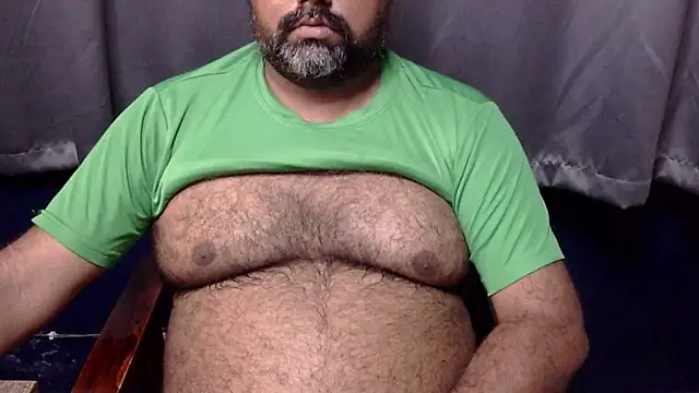 Snapshot of hairysubcub_70 chatting on July 10, 2026, 4:23 am hairysubcub 70 online show from July 10, 2026, 4:23 am