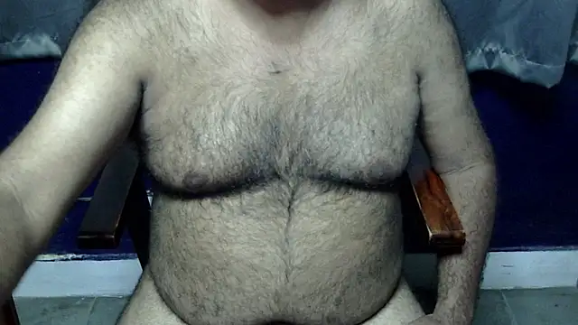 Snapshot of hairysubcub_70 chatting on July 29, 2026, 4:17 pm hairysubcub 70 online show from July 29, 2026, 4:17 pm