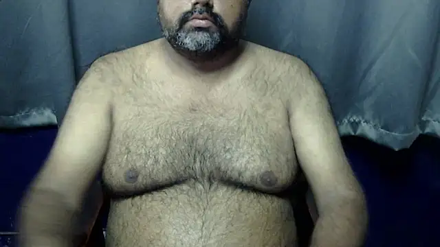 Snapshot of hairysubcub_70 chatting on July 4, 2026, 7:04 am hairysubcub 70 online show from July 4, 2026, 7:04 am
