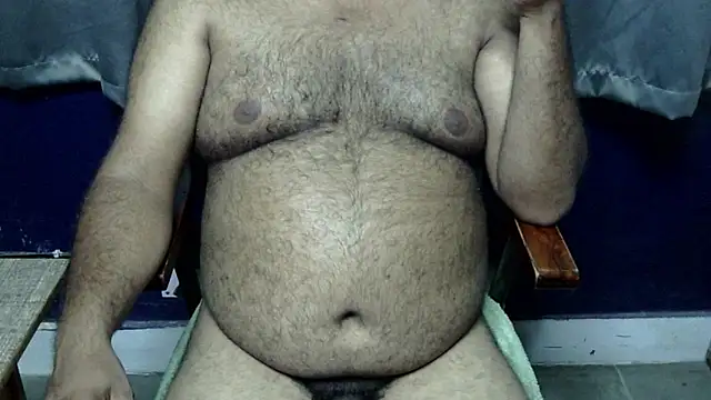 Snapshot of hairysubcub_70 chatting on July 18, 2026, 5:32 pm hairysubcub 70 online show from July 18, 2026, 5:32 pm