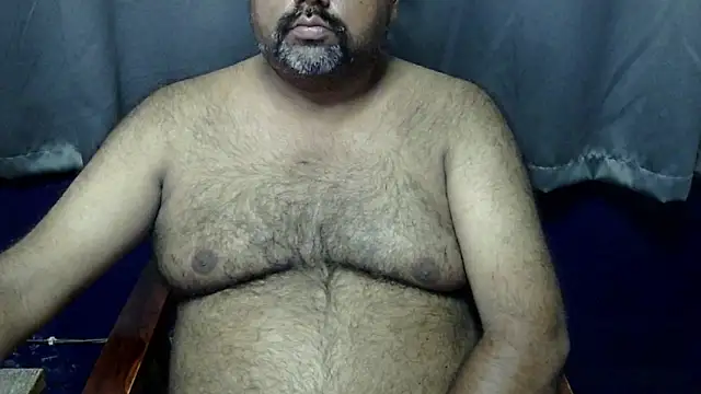 Snapshot of hairysubcub_70 chatting on August 3, 2026, 9:59 am hairysubcub 70 online show from August 3, 2026, 9:59 am