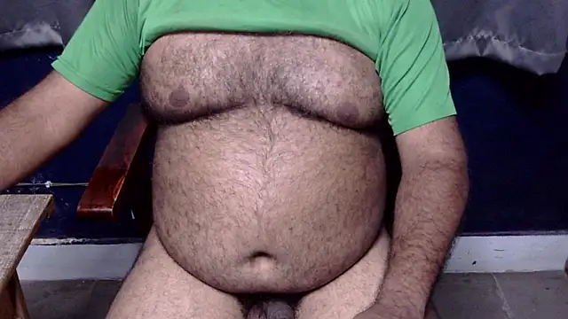 Snapshot of hairysubcub_70 chatting on July 28, 2026, 2:13 pm hairysubcub 70 online show from July 28, 2026, 2:13 pm