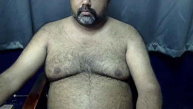 Snapshot of hairysubcub_70 chatting on July 1, 2026, 4:13 am hairysubcub 70 online show from July 1, 2026, 4:13 am
