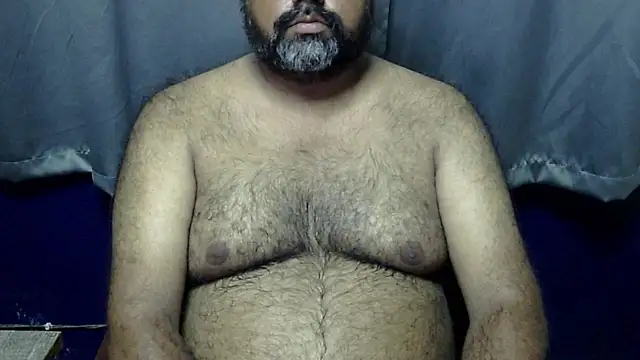 Snapshot of hairysubcub_70 chatting on July 15, 2026, 5:20 pm hairysubcub 70 online show from July 15, 2026, 5:20 pm