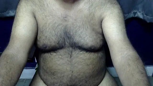 Snapshot of hairysubcub_70 chatting on June 2, 2026, 7:08 am hairysubcub 70 online show from June 2, 2026, 7:08 am