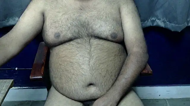 hairysubcub 70 online show from November 28, 2025, 5:18 am