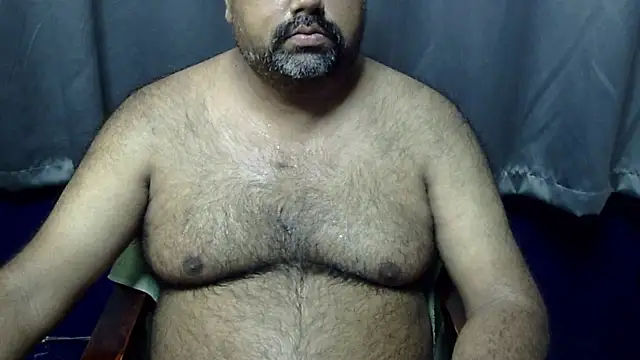 Snapshot of hairysubcub_70 chatting on June 25, 2026, 4:21 am hairysubcub 70 online show from June 25, 2026, 4:21 am