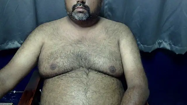 Snapshot of hairysubcub_70 chatting on May 8, 2026, 7:01 am hairysubcub 70 online show from May 8, 2026, 7:01 am