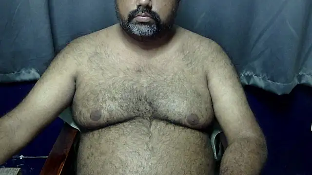 Snapshot of hairysubcub_70 chatting on June 29, 2026, 10:48 am hairysubcub 70 online show from June 29, 2026, 10:48 am