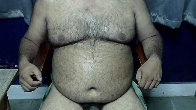 Snapshot of hairysubcub_70 chatting on July 9, 2026, 4:17 pm hairysubcub 70 online show from July 9, 2026, 4:17 pm