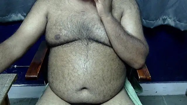Snapshot of hairysubcub_70 chatting on May 31, 2026, 6:08 am hairysubcub 70 online show from May 31, 2026, 6:08 am