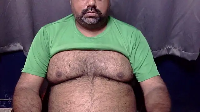 Snapshot of hairysubcub_70 chatting on August 1, 2026, 6:22 am hairysubcub 70 online show from August 1, 2026, 6:22 am