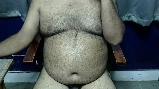 Snapshot of hairysubcub_70 chatting on July 3, 2026, 4:35 pm hairysubcub 70 online show from July 3, 2026, 4:35 pm