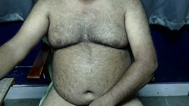 Snapshot of hairysubcub_70 chatting on June 17, 2026, 6:24 am hairysubcub 70 online show from June 17, 2026, 6:24 am