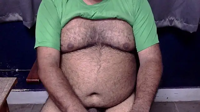 Snapshot of hairysubcub_70 chatting on July 30, 2026, 4:22 am hairysubcub 70 online show from July 30, 2026, 4:22 am