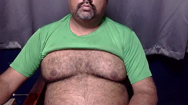 Snapshot of hairysubcub_70 chatting on July 28, 2026, 12:12 pm hairysubcub 70 online show from July 28, 2026, 12:12 pm